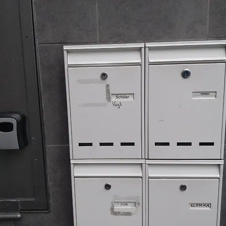 Daire Zentral Und Ruhig - 2 4 Schlafplaetze, Kueche, Waschmaschine, Self Check In Deggendorf